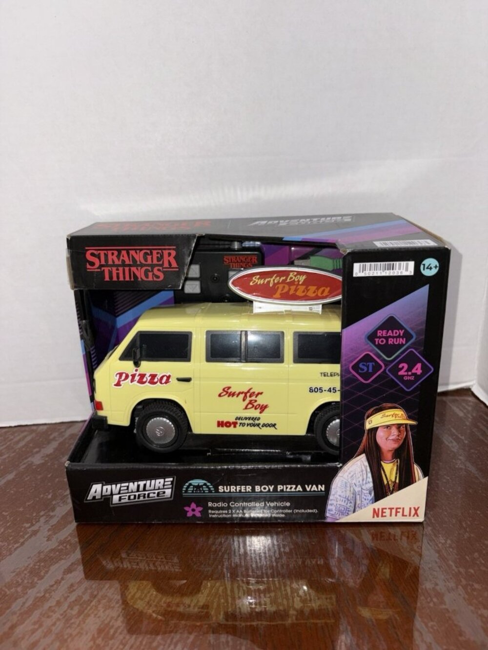 New Stranger Things Surfer Boy Pizza Van Radio Control  Adventure Force Netflix